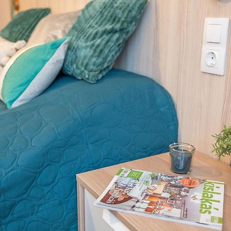Two-Bedrooms Apartment Cbd Bp Budapest Bilik gambar