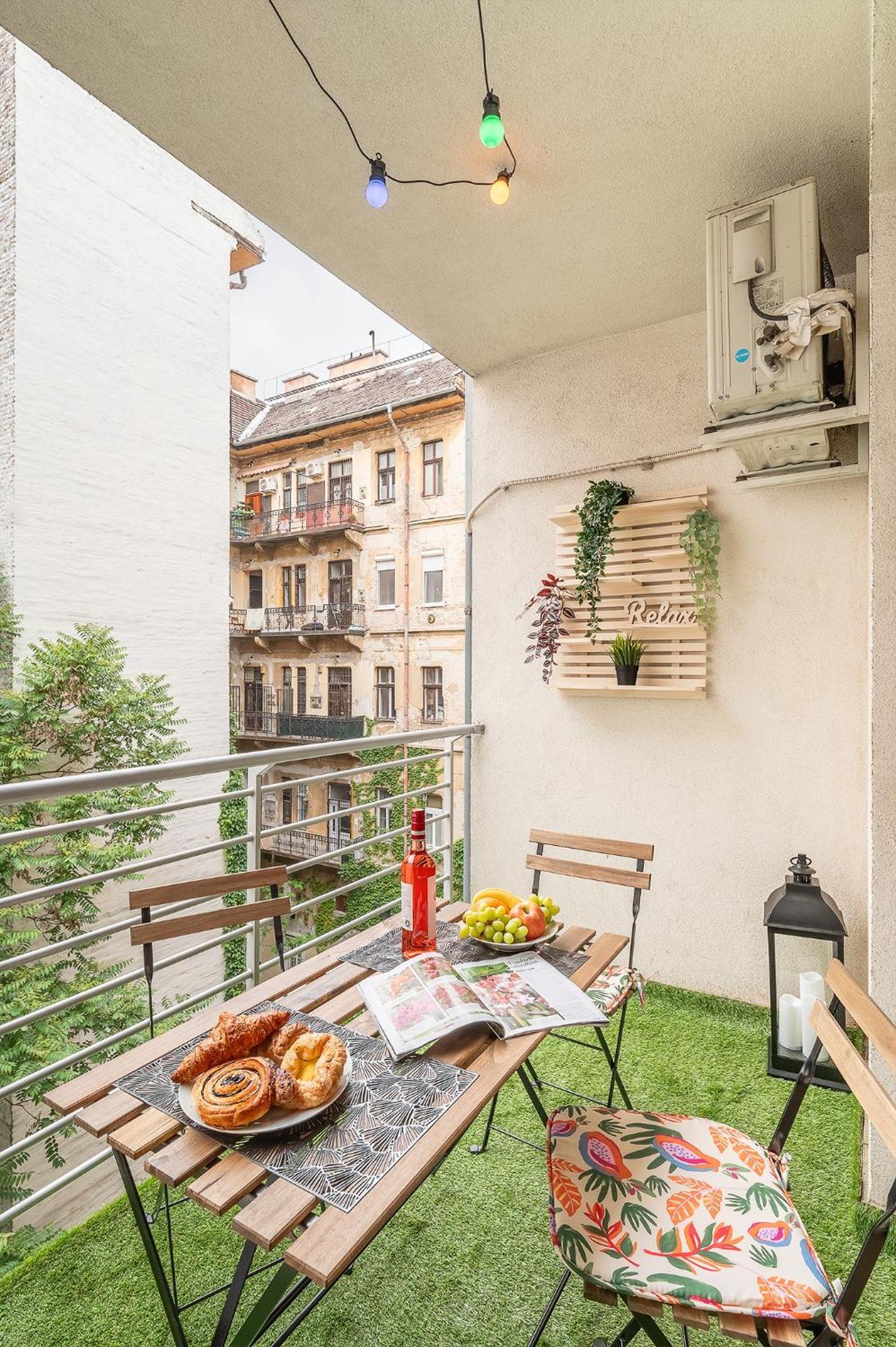 Two-Bedrooms Apartment Cbd Bp Budapest Bilik gambar