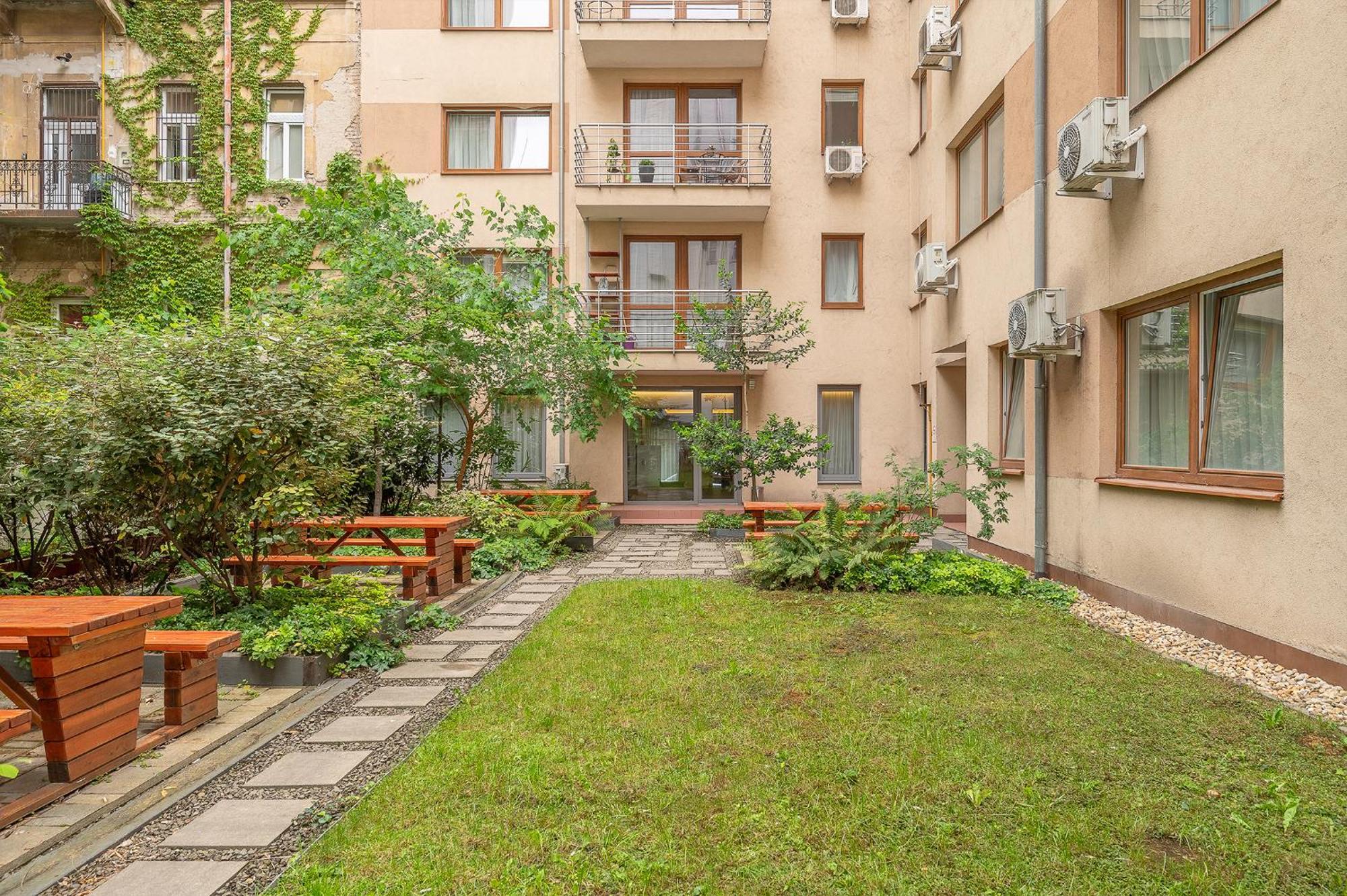 Two-Bedrooms Apartment Cbd Bp Budapest Bilik gambar